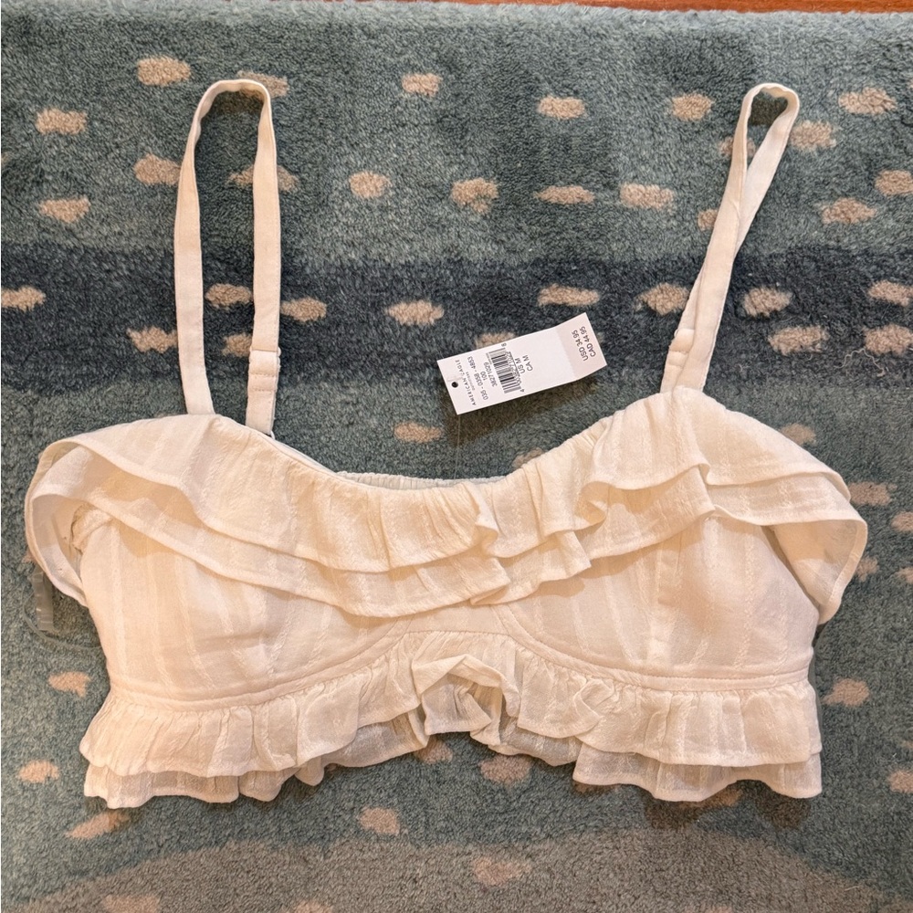 NWT adorable bra top from American Eagle size M